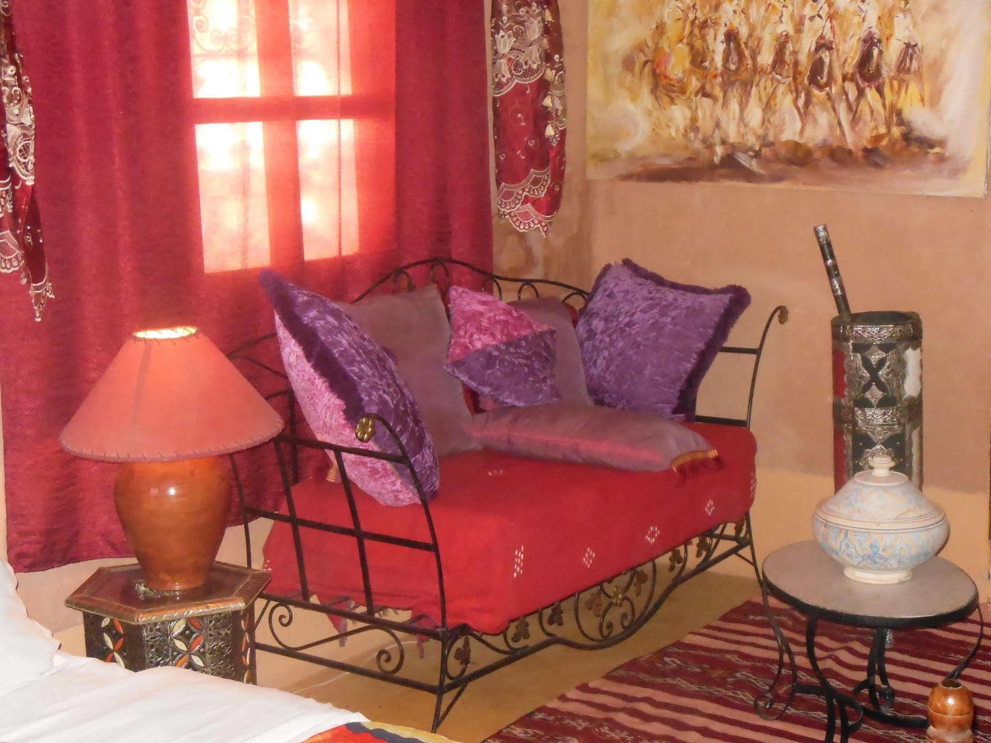 Bed and Breakfast Kasbah Du Peintre Ait Benhaddou Exterior foto